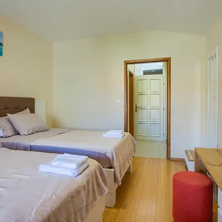 Livadic & Restaurant Hotel 3*
