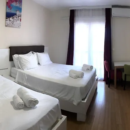 Livadic & Restaurant 3*