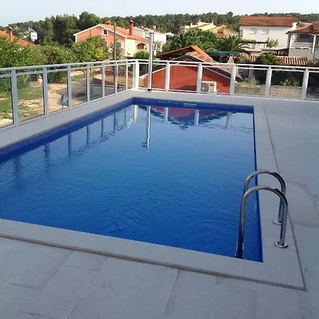 Livadic & Restaurant Hotel Ližnjan