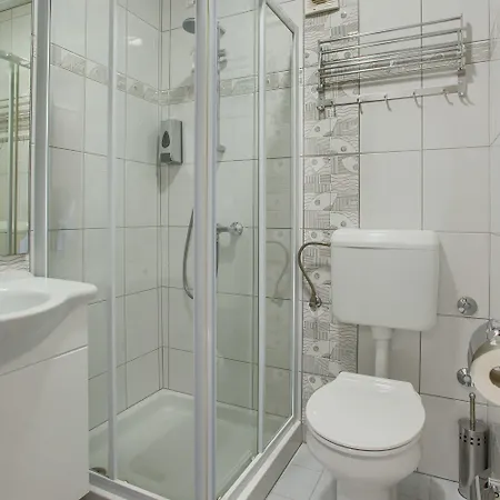 Livadic & Restaurant Hotell Ližnjan