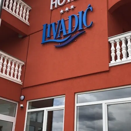 Livadic & Restaurant 3*