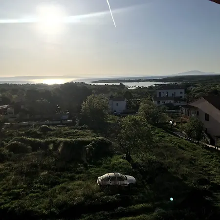 Livadic & Restaurant Hotell 3*