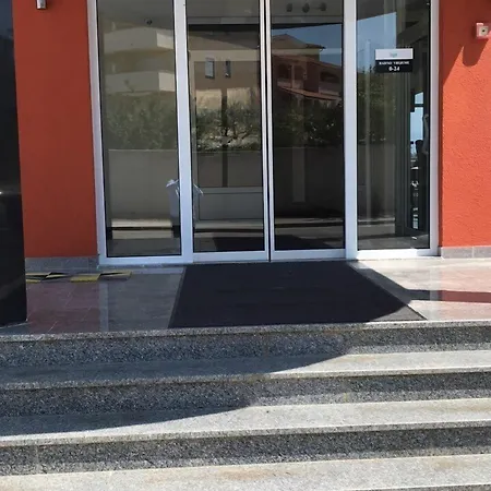 Livadic & Restaurant Ližnjan