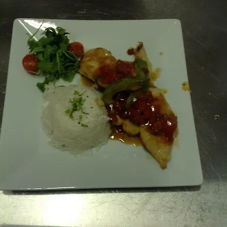 Livadic & Restaurant 3* Лижнян