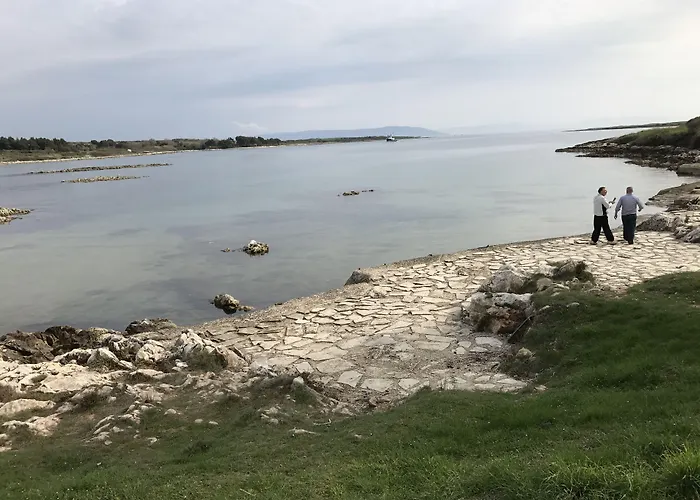 Livadic & Restaurant 호텔 Ližnjan